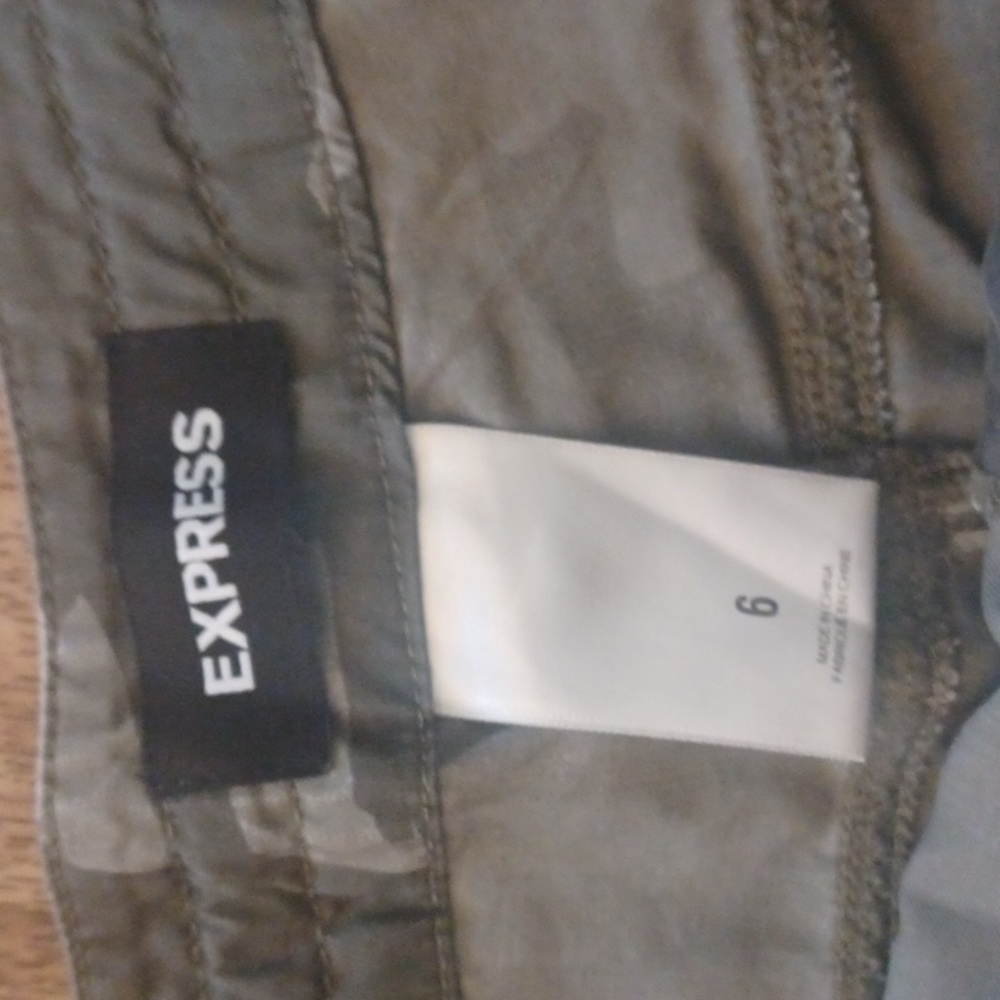 Express pants size 6 - Picture 2 of 11